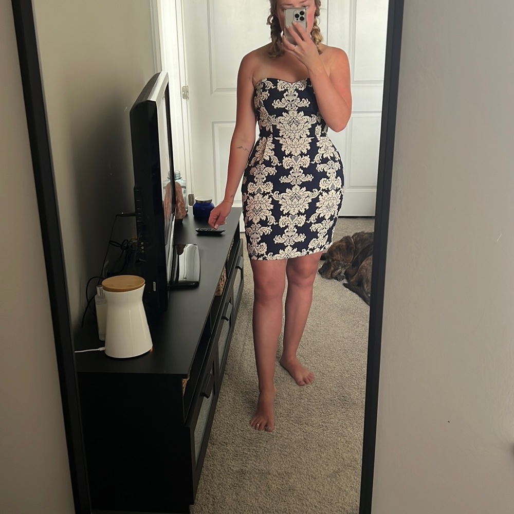 Blue strapless dress